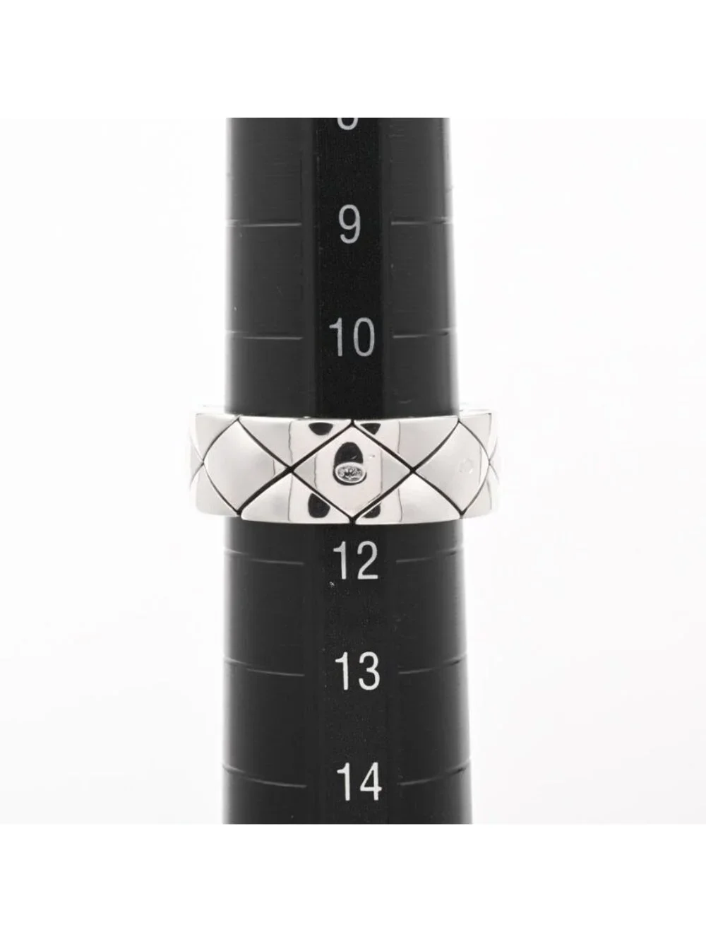 Chanel Ring Quilted White Gold